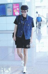 男明星脚丫图片