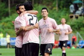 波鸿对明星,璀璨星光下的独特魅力