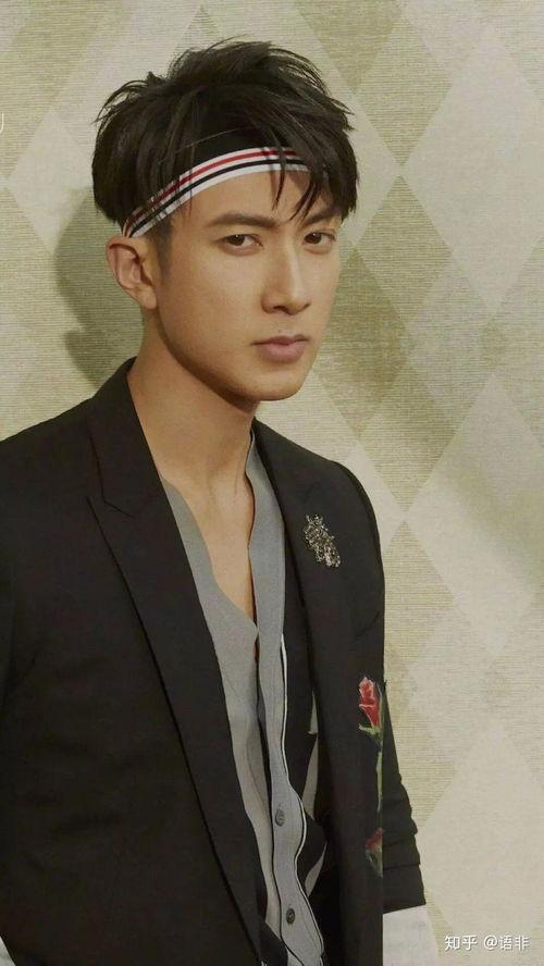 日本早婚男明星,爱情与事业的双赢典范
