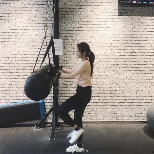 单眼皮跳舞网红男,网红男生的独特魅力与舞蹈风采